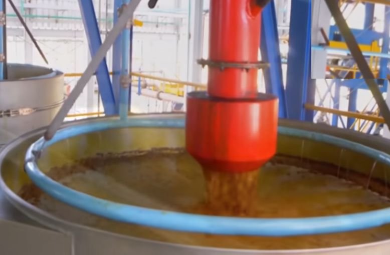 Modern red palm oil processing